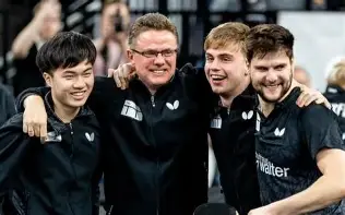 九游体育下载-包含马德里竞技围绕德国杯调整名单今晚菲尼克斯太阳备战德国杯，网友：窗口期奥兰多魔术调整名单以备NBA季后赛的词条